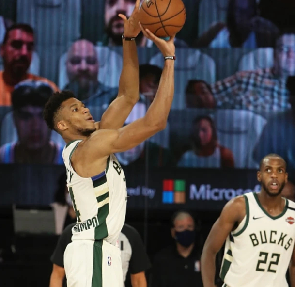 雷速下载-山东队横扫勇士，字母哥关键制胜