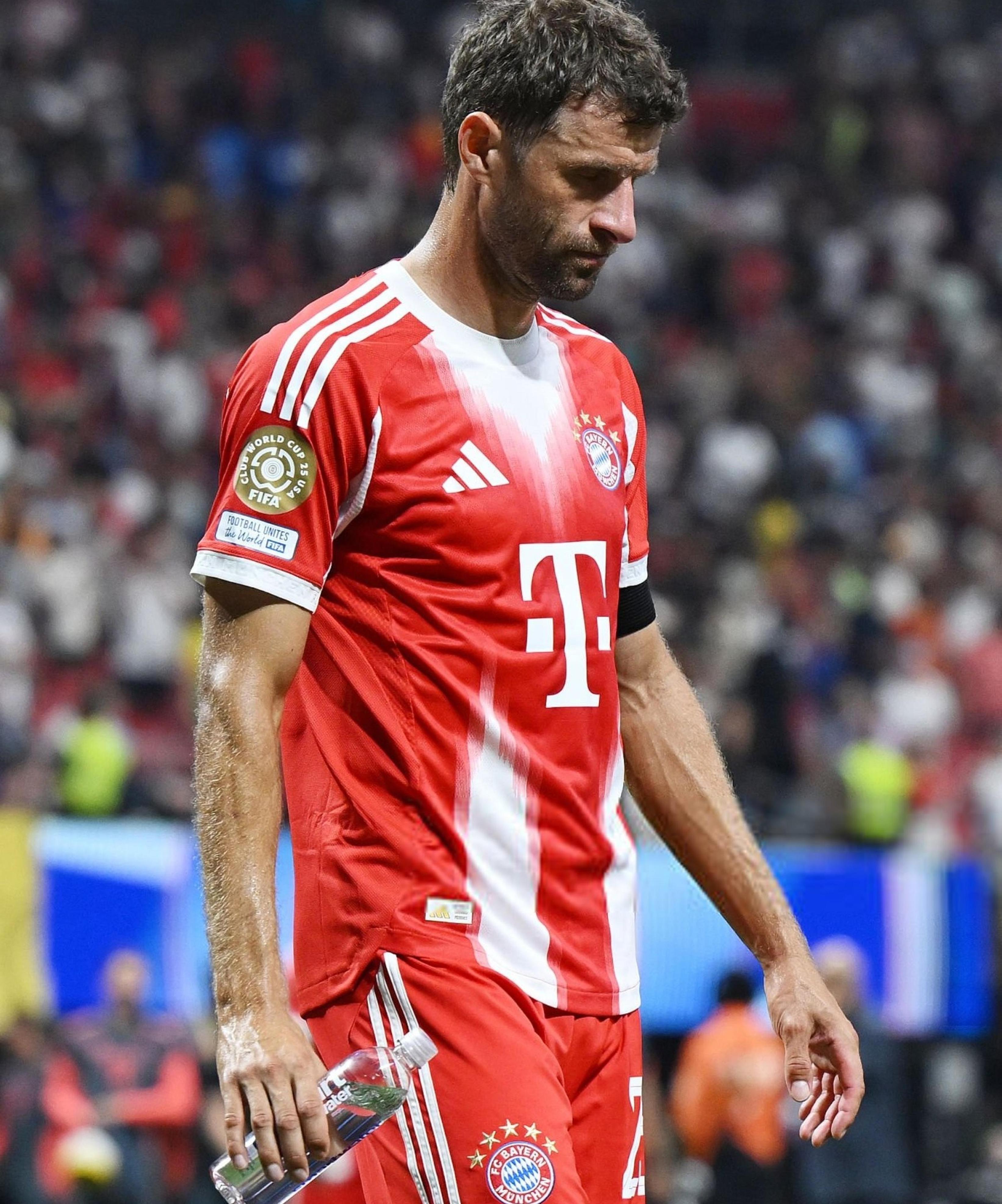 拜仁横扫罗马，穆勒关键制胜