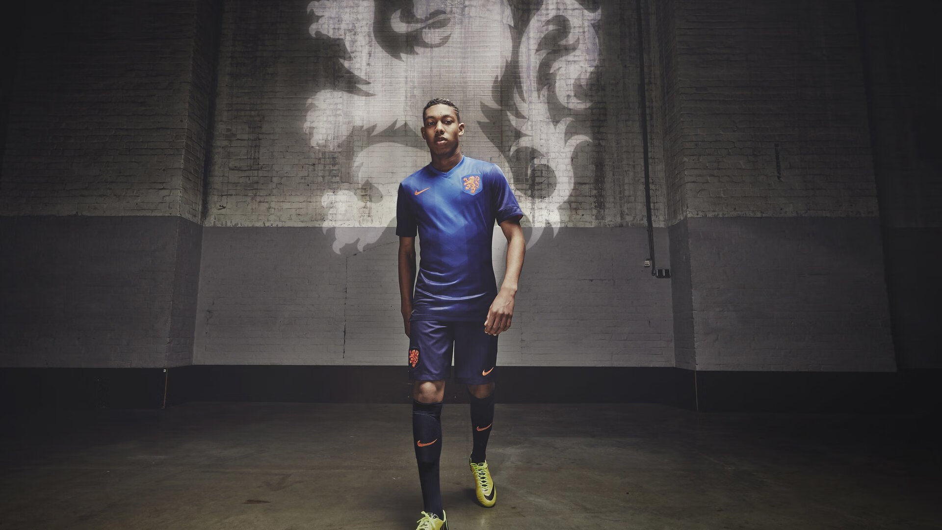 赛场双面镜，韩国轻取背后的战术博弈，辛杜点燃的体育精神之光